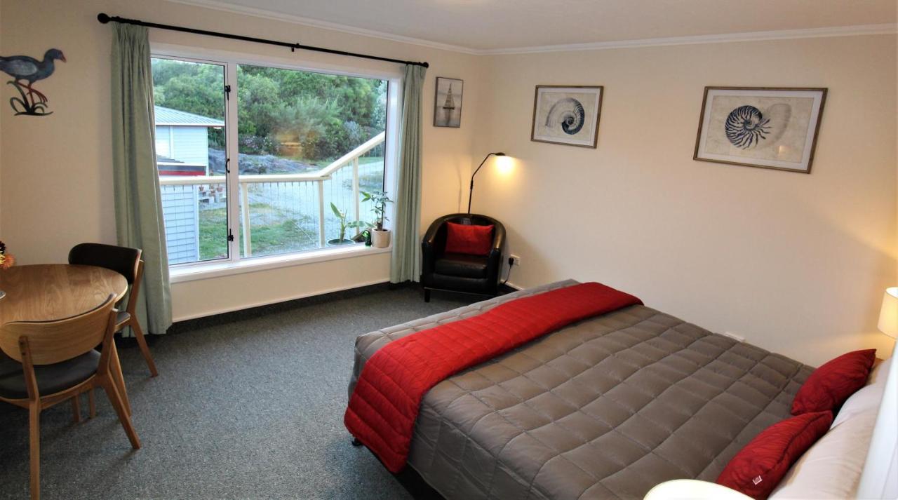 Labyrinth Gardens Guest House Takaka Extérieur photo