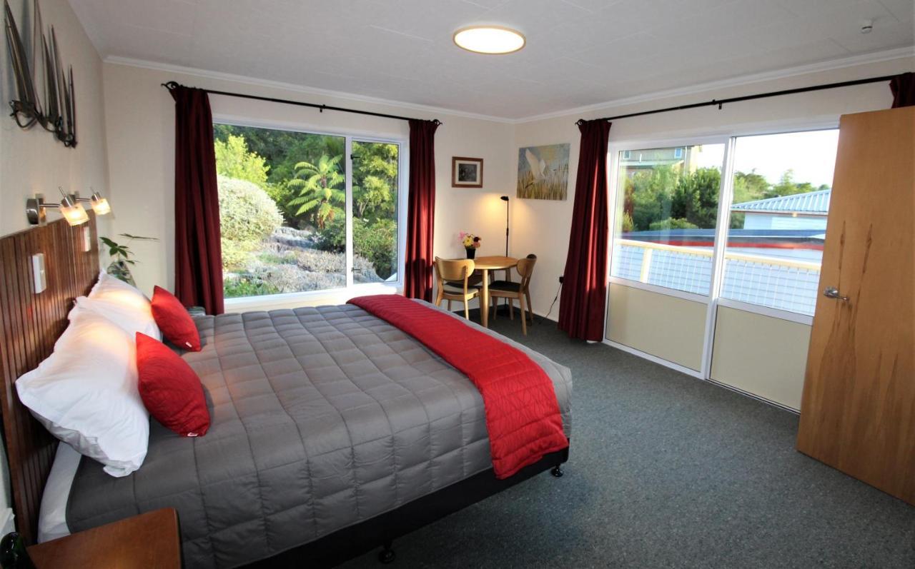 Labyrinth Gardens Guest House Takaka Extérieur photo